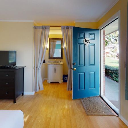 Breezeway Boutique Hotel Westerly Exterior foto
